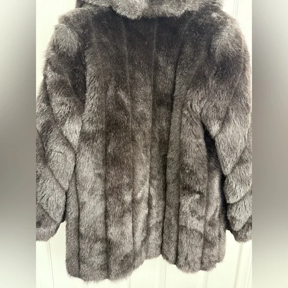 Vintage Faux fur black luxurious Jacket size medium - Picture 7 of 11